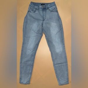 Express Women’s Jeans; Curvy Skinny High Rise; Size 0R